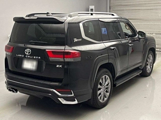 TOYOTA LAND CRUISER 2023