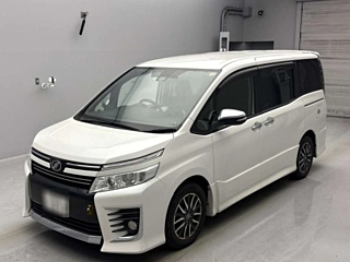 TOYOTA VOXY 2016