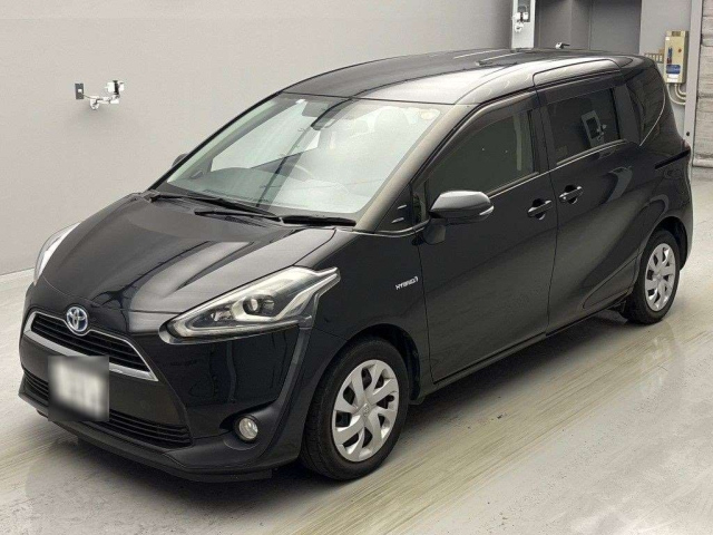 TOYOTA SIENTA 2017