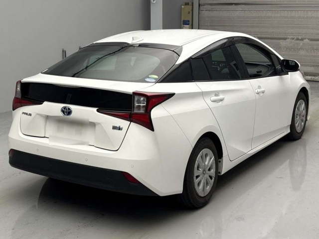 TOYOTA PRIUS 2020