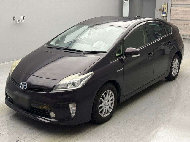 TOYOTA PRIUS 2012