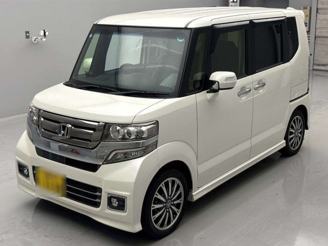 HONDA N BOX 2016