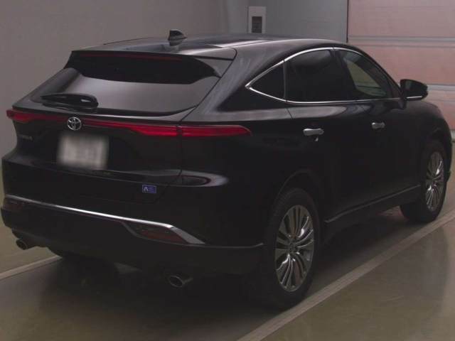 TOYOTA HARRIER 2022