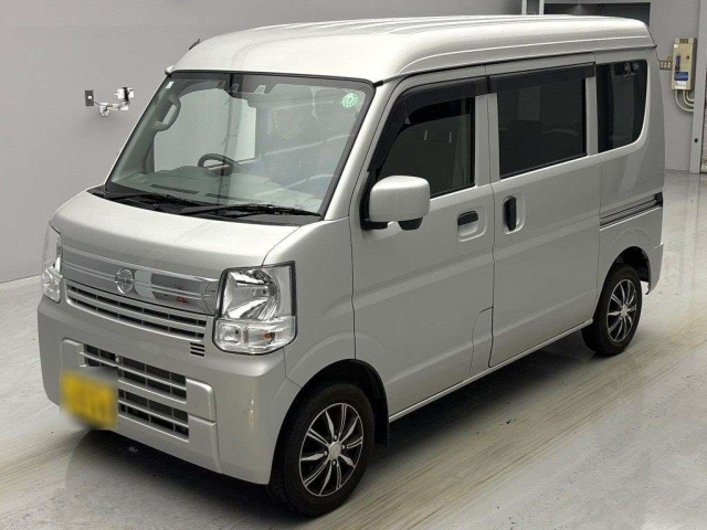 NISSAN CLIPPER VAN 2022