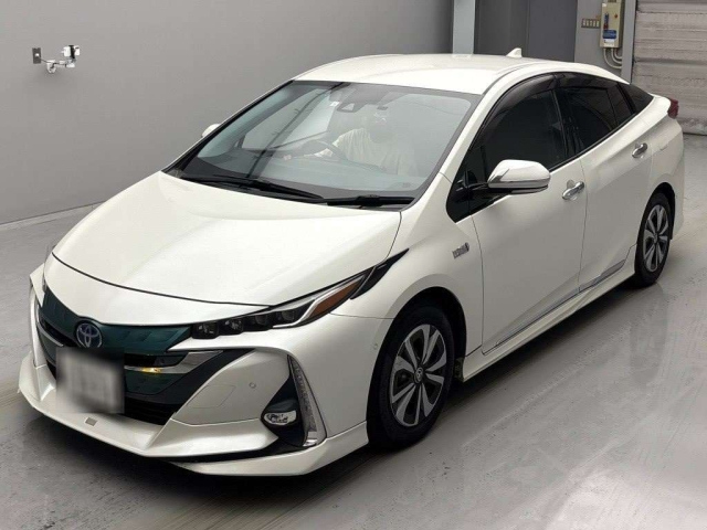 TOYOTA PRIUS PHV 2017
