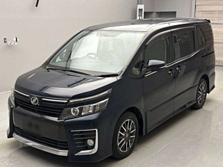 TOYOTA VOXY 2014