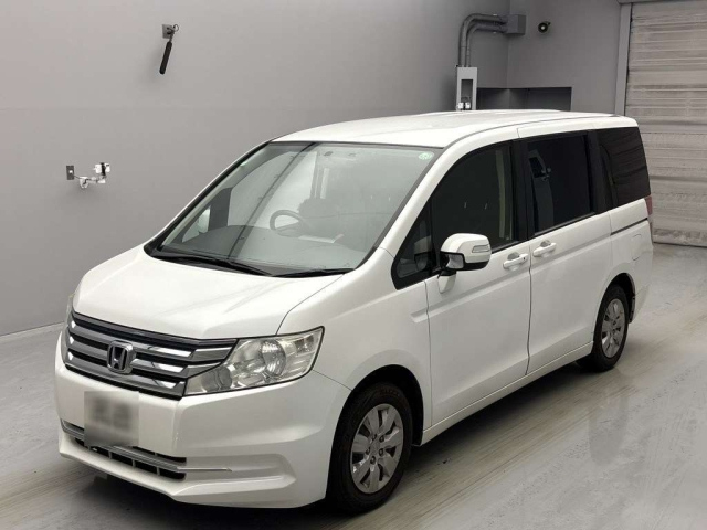 HONDA STEP WAGON 2014