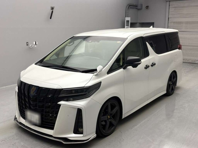 TOYOTA ALPHARD 2018