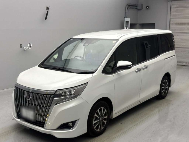 TOYOTA ESQUIRE 2018