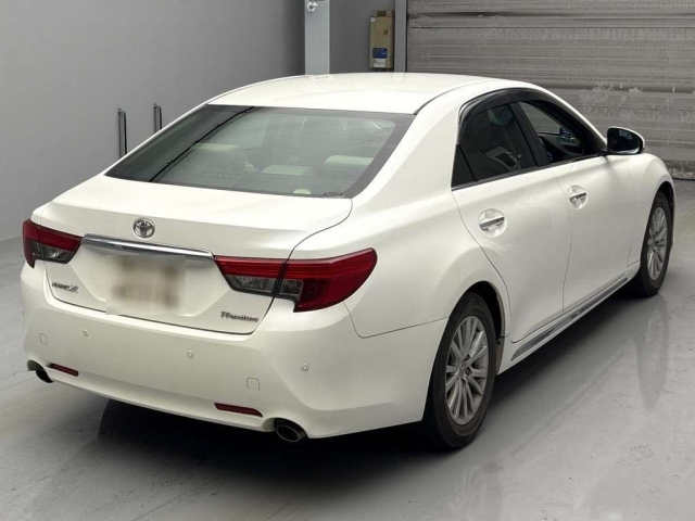 TOYOTA MARK X 2012