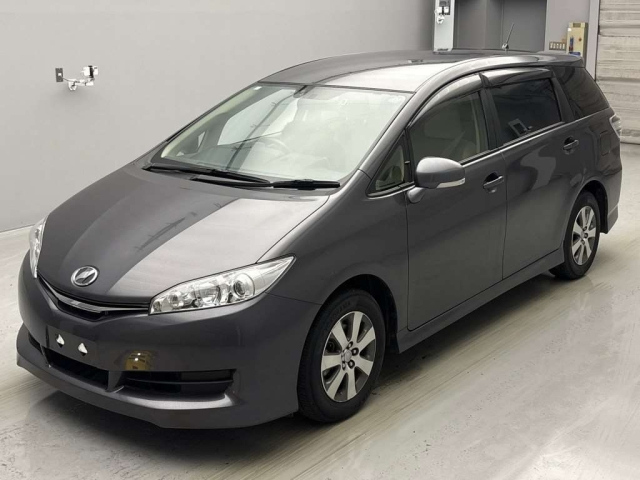 TOYOTA WISH 2017