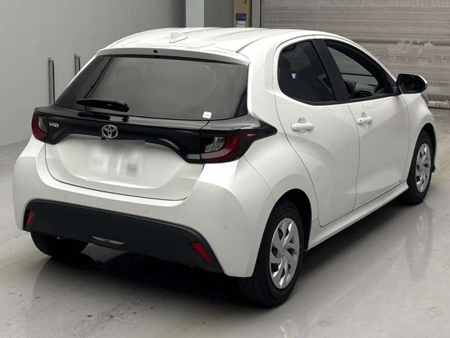 TOYOTA YARIS 2024