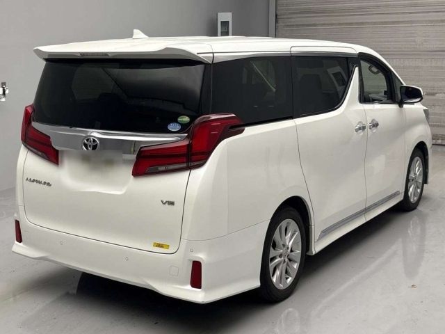 TOYOTA ALPHARD 2018