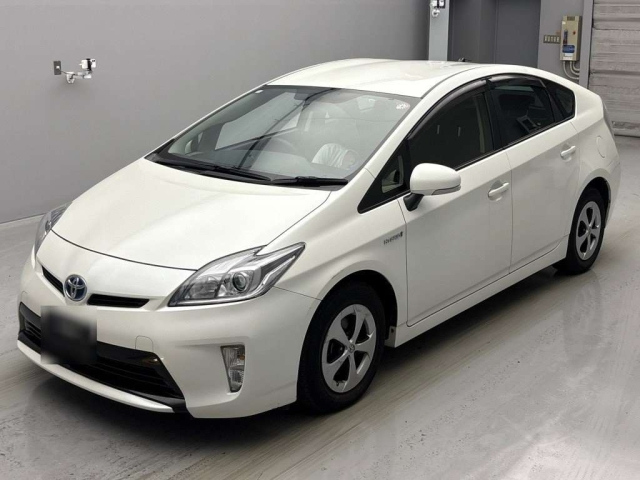 TOYOTA PRIUS 2012
