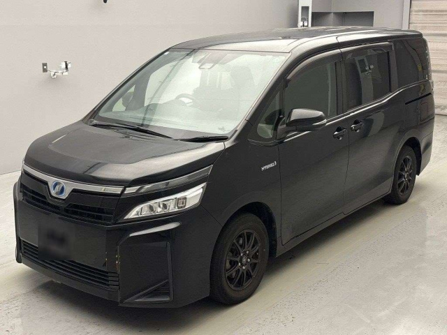 TOYOTA VOXY 2018