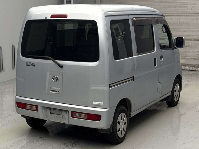 TOYOTA PIXIS VAN 2012