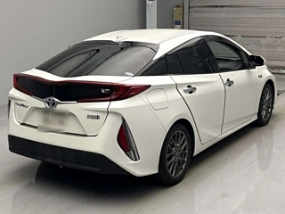 TOYOTA PRIUS PHV 2018