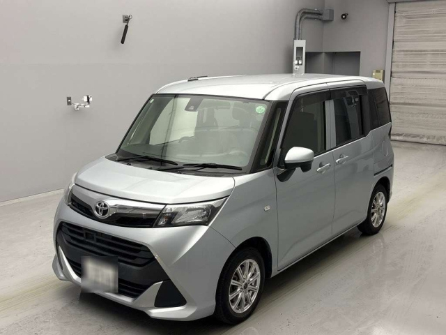 TOYOTA TANK 2018