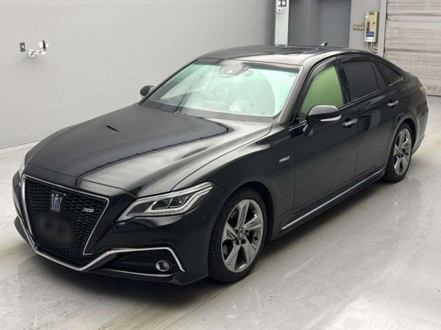TOYOTA CROWN 2018