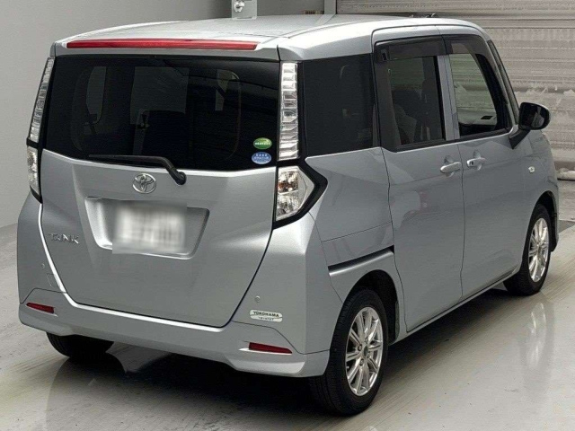 TOYOTA TANK 2018