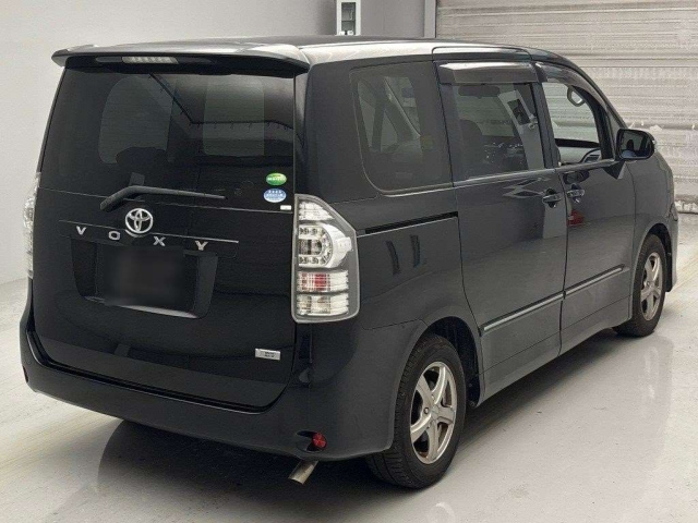 TOYOTA VOXY 2012