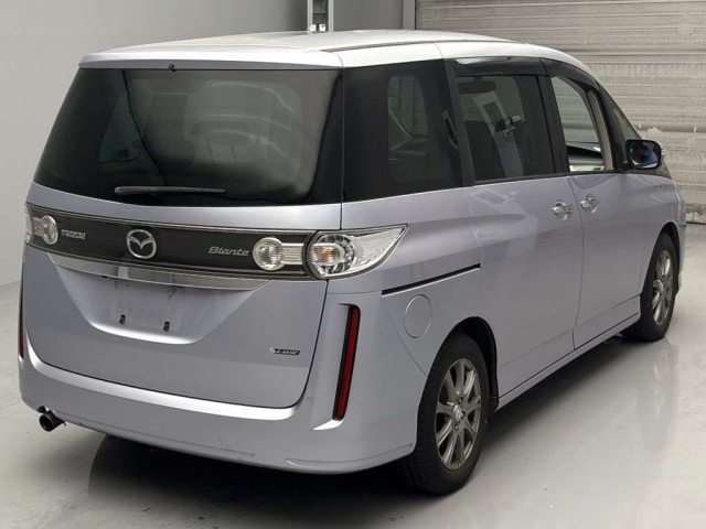 MAZDA BIANTE 2010