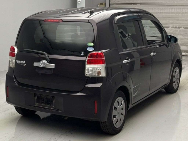 TOYOTA SPADE 2014