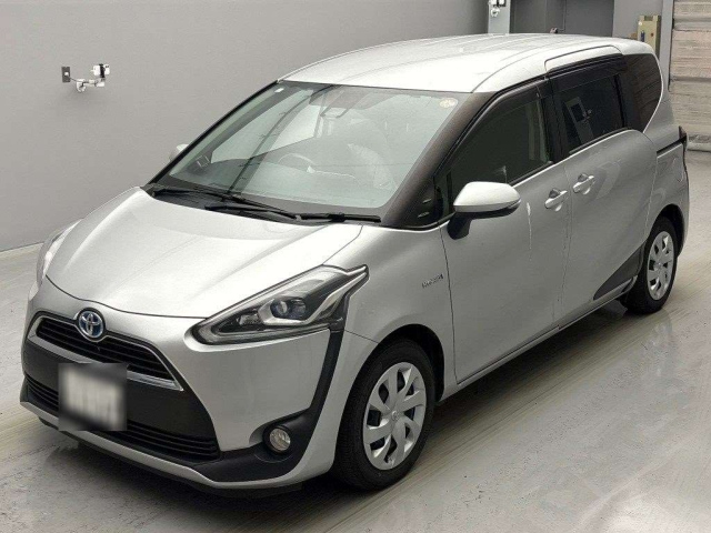 TOYOTA SIENTA 2017