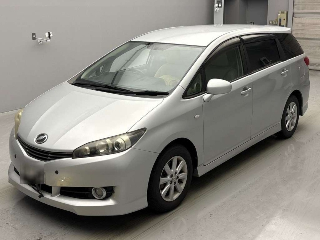 TOYOTA WISH 2009
