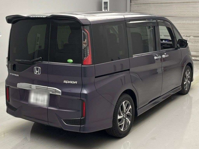 HONDA STEP WAGON 2015