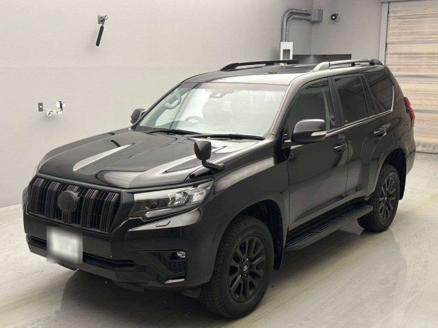 TOYOTA LAND CRUISER PRADO 2023