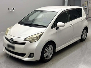 TOYOTA RACTIS 2011