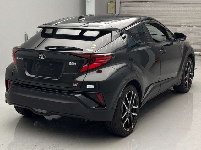 TOYOTA C-HR 2020