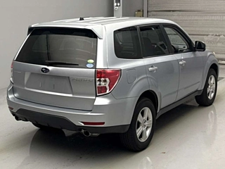 SUBARU FORESTER 2011