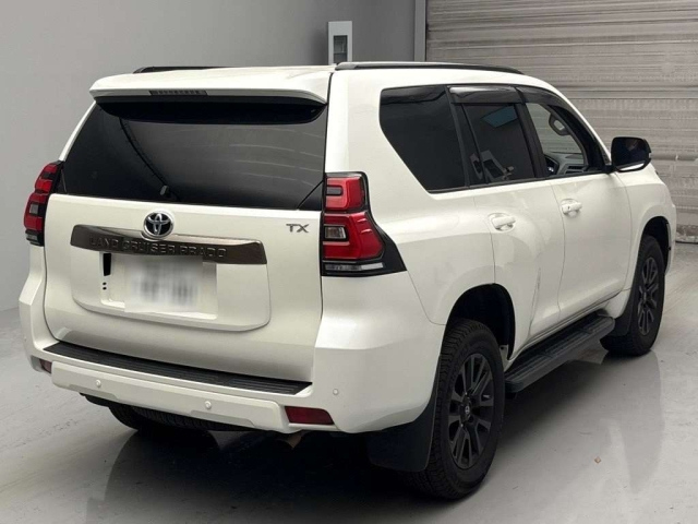 TOYOTA LAND CRUISER PRADO 2022