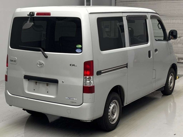 TOYOTA TOWN ACE VAN 2018