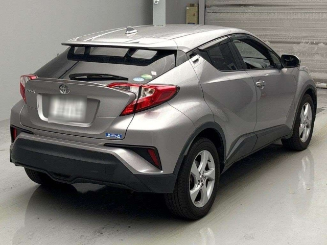 TOYOTA C-HR 2017