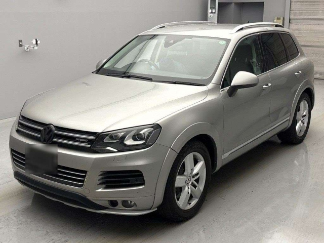VOLKSWAGEN TOUAREG 2013