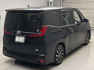 TOYOTA NOAH 2023