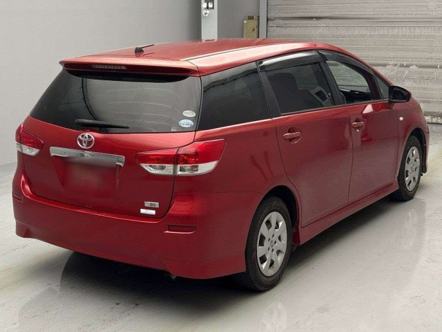 TOYOTA WISH 2010