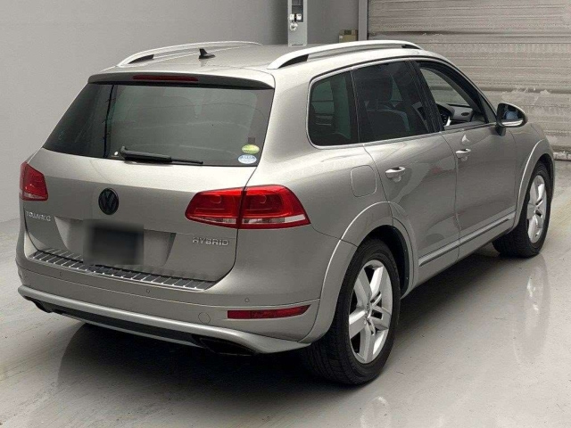 VOLKSWAGEN TOUAREG 2013