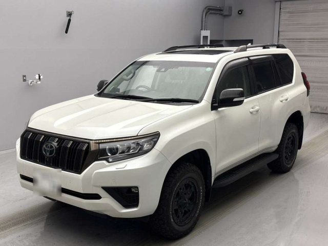 TOYOTA LAND CRUISER PRADO 2021