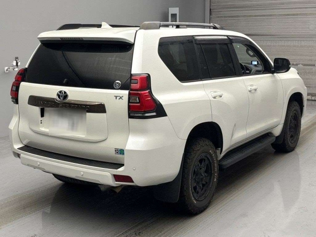 TOYOTA LAND CRUISER PRADO 2021