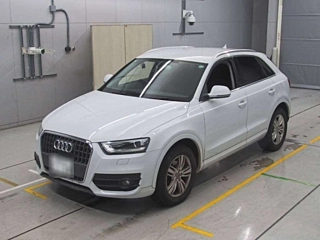 AUDI Q3 2015