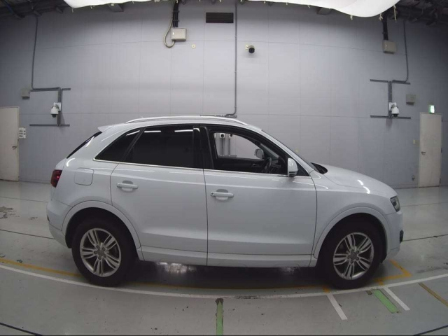 AUDI Q3 2015