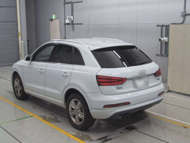 AUDI Q3 2015