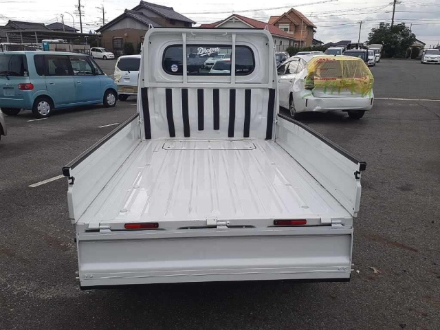 TOYOTA PIXIS TRUCK 2023