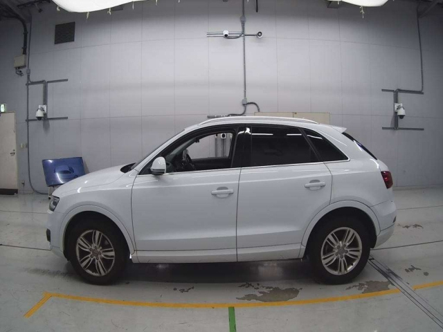 AUDI Q3 2015