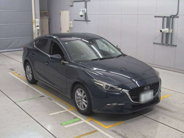 MAZDA AXELA 2017