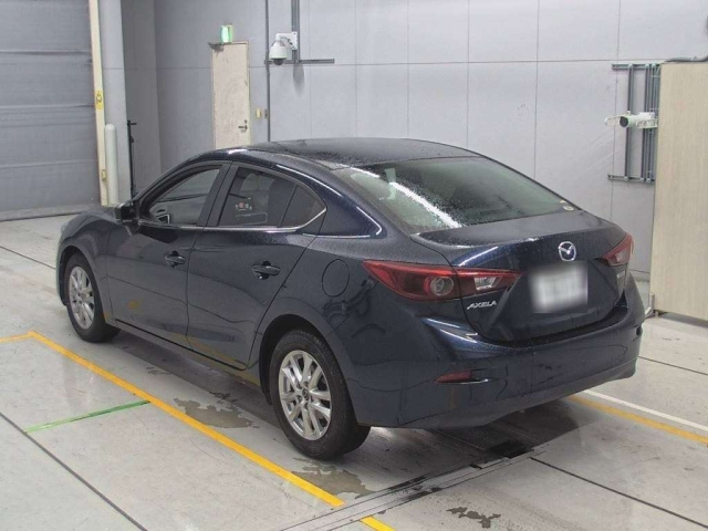 MAZDA AXELA 2017